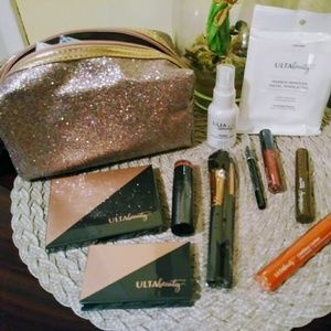 NWT Cosmetic bag with cosmetics